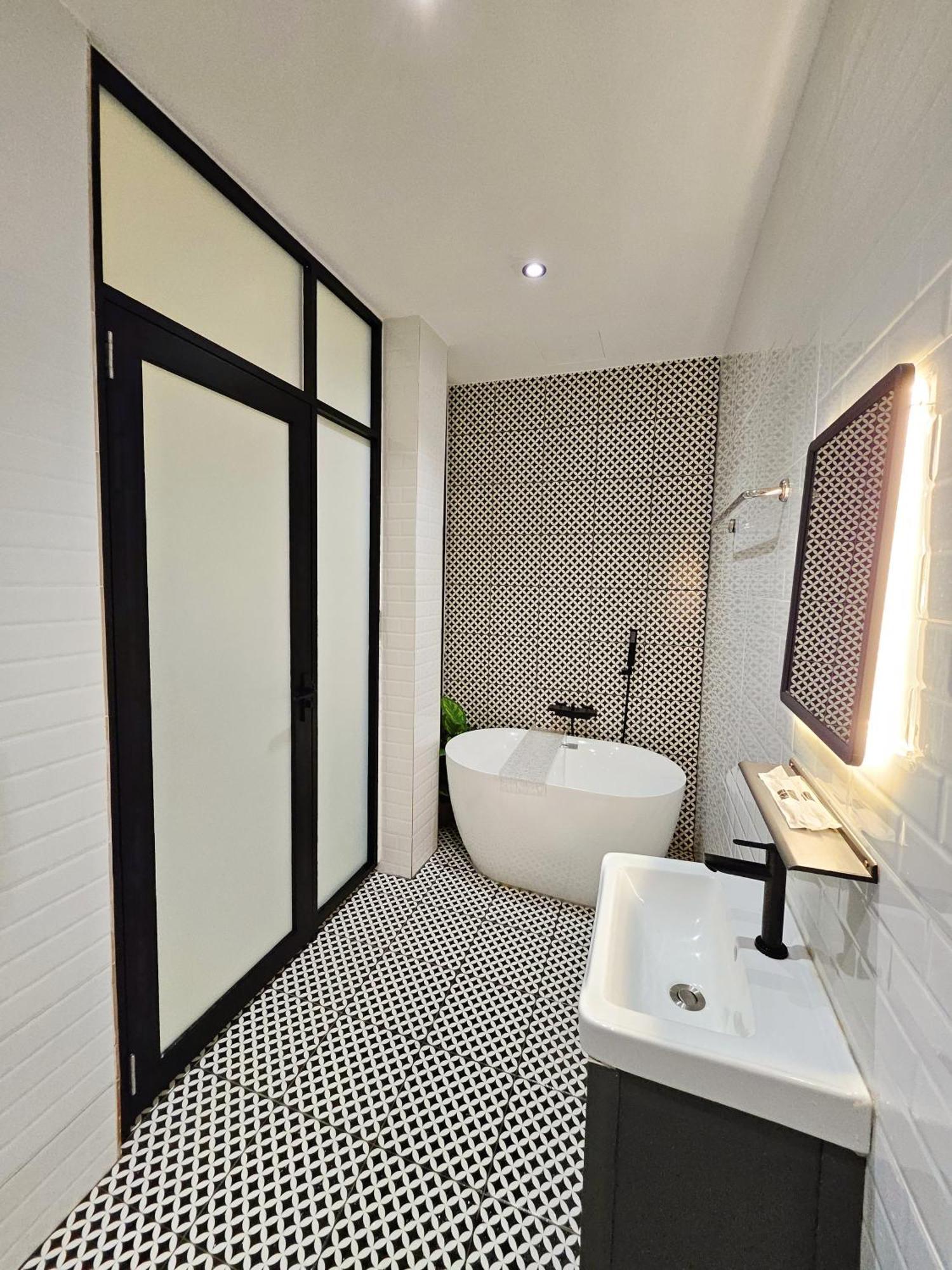 Georgetown Inn By Sky Hive Extérieur photo