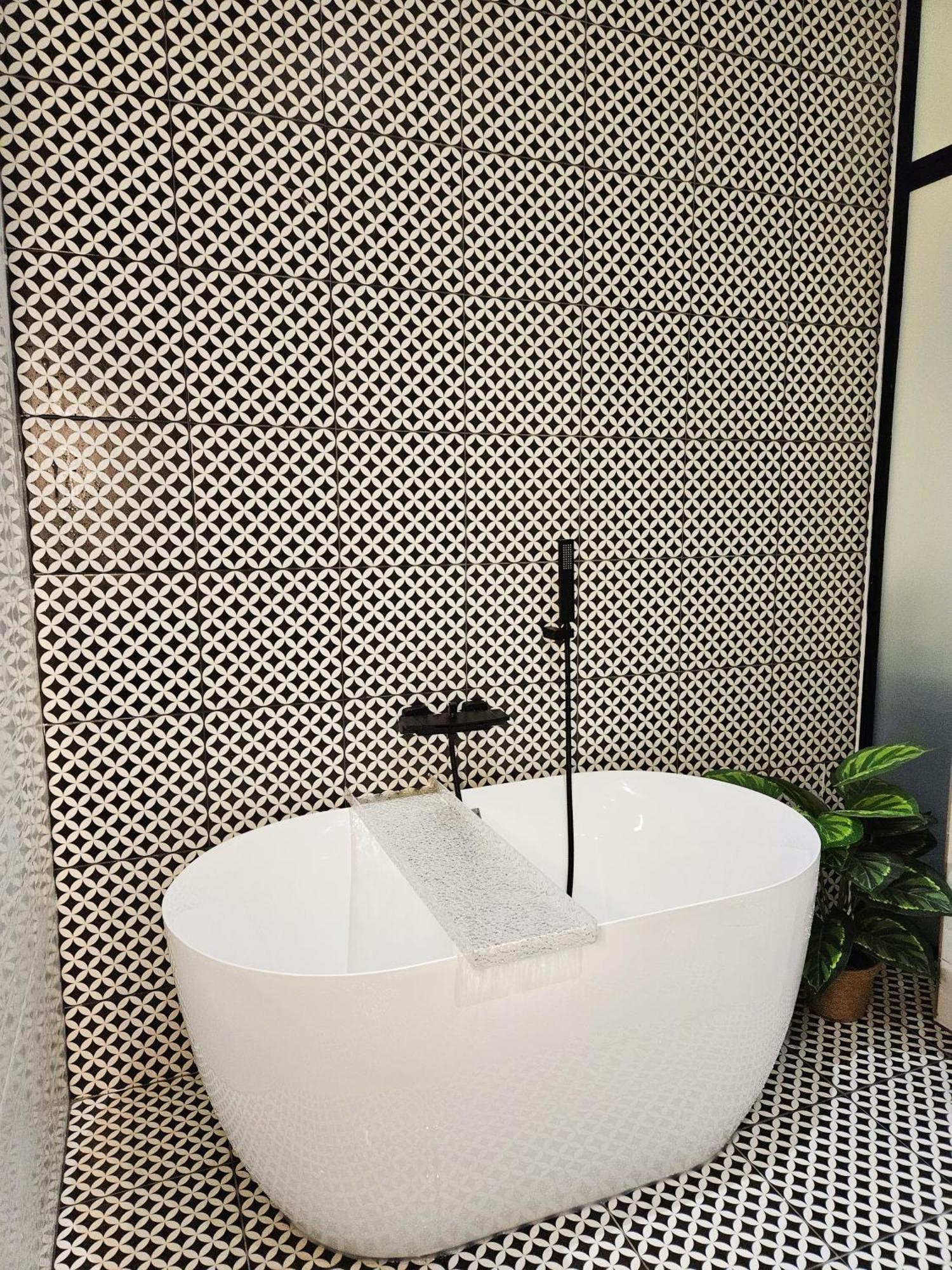 Georgetown Inn By Sky Hive Extérieur photo