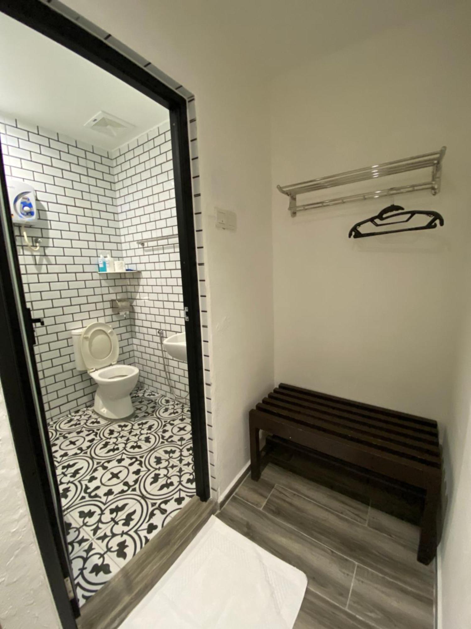 Georgetown Inn By Sky Hive Extérieur photo
